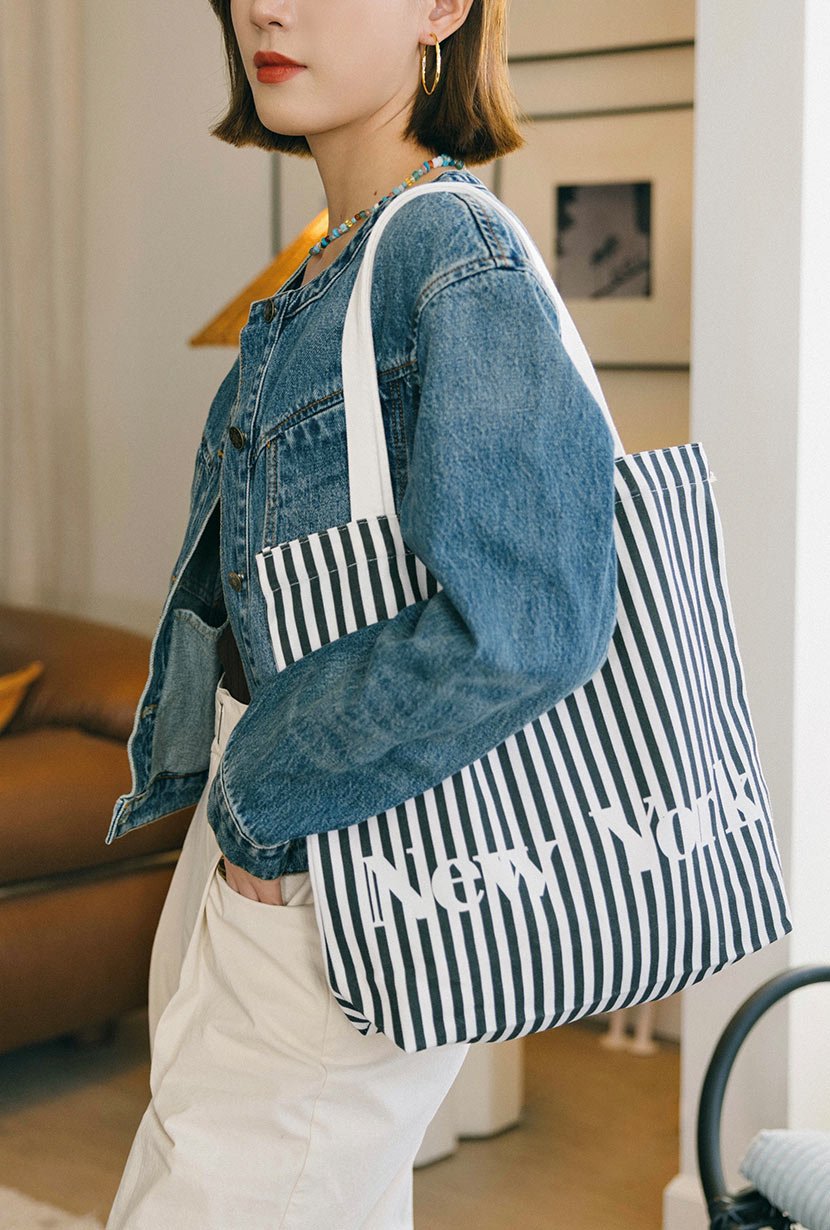 Canvas striped tote hotsell