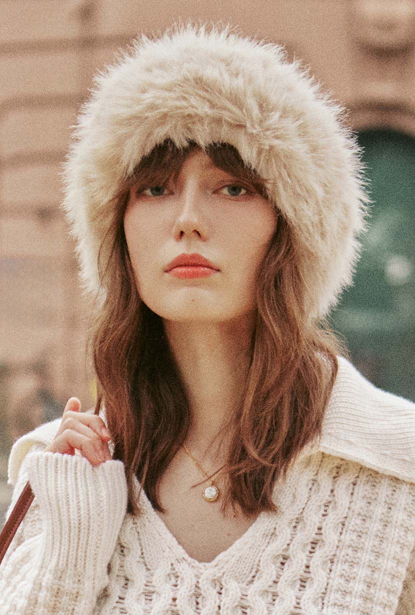 Fur snow hat online