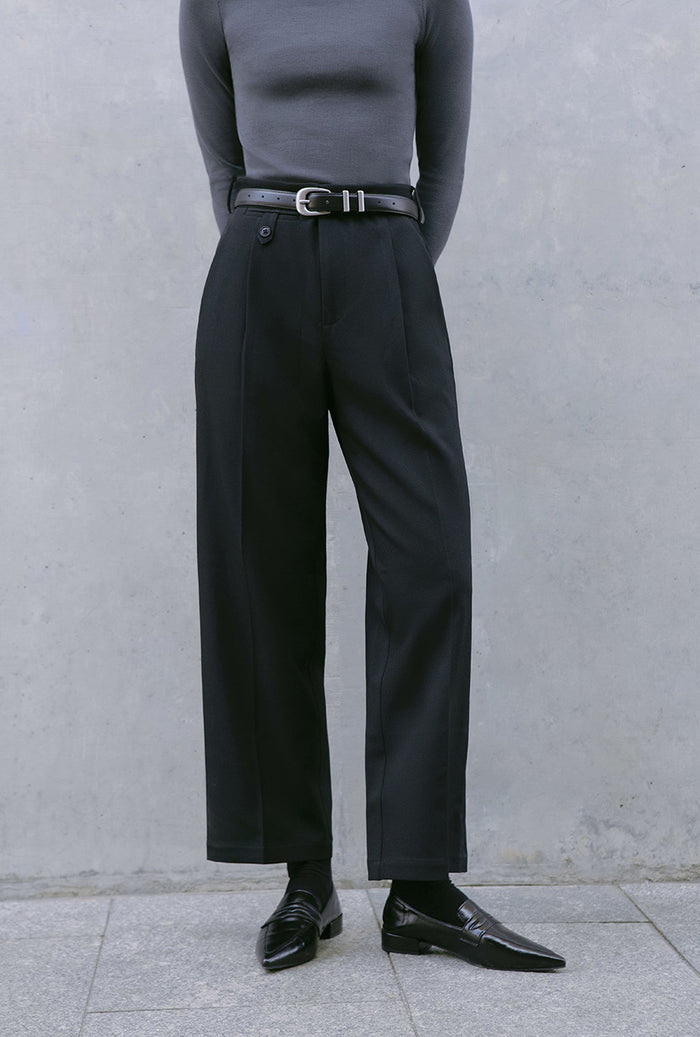 Petite Studio's Andre Pants in Black