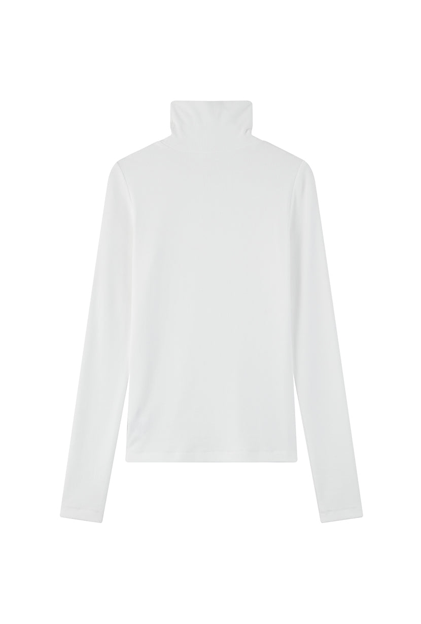 Petite Studio's Freja Cotton Turtleneck in Ivory